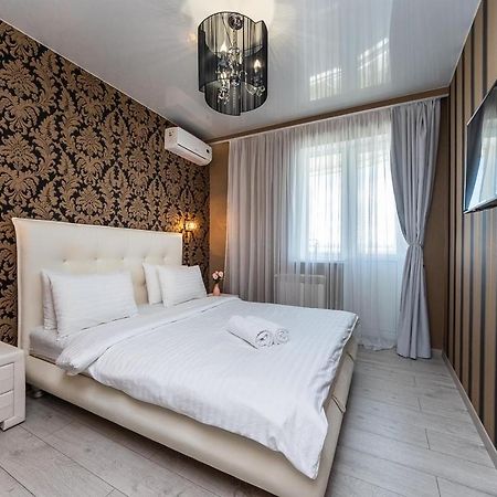 Fashionable Panoramic Apartments Dnieper. Obolon Kiev Exterior foto